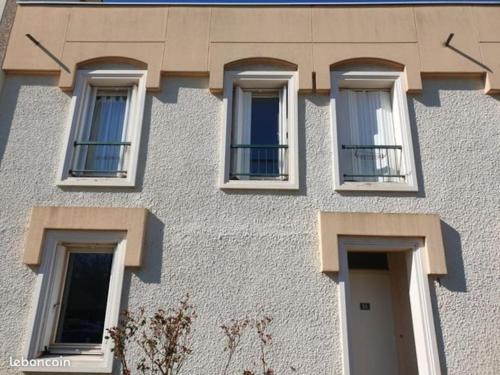 Montigny-le-Bretonneux Villa | Maison de ville 102m2 3 chambres