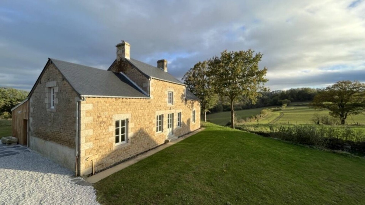 Mont des Avaloirs House | Maison de Campagne en Pleine Nature, Idéale Pour les Familles