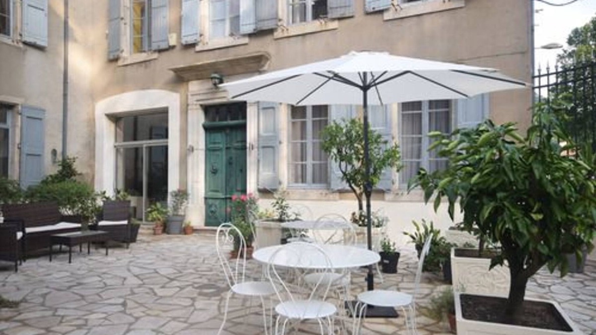 Saint-Pons-de-Thomieres Bed & Breakfast | Maison De L'Aguze