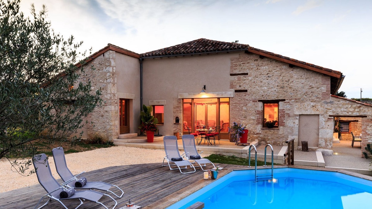 Castelmoron-sur-Lot Villa | Maison de la Combe - Two Bedroom Villa, Sleeps 4