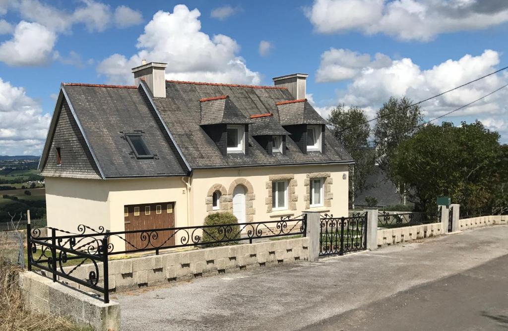 Gouezec House | Maison de la Roche du Feu jusqu'à 12 personnes