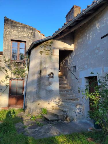 Bouille-Loretz House | Maison de Loretz du 18e siècle en Anjou entre vignes et châteaux