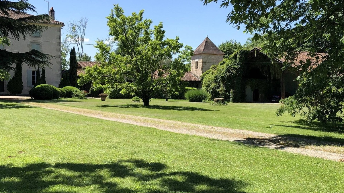 Casseneuil Other | Maison de Maître, manor house style, on the banks of the Lot, countryside, heated swimming pool, tennis court, sauna