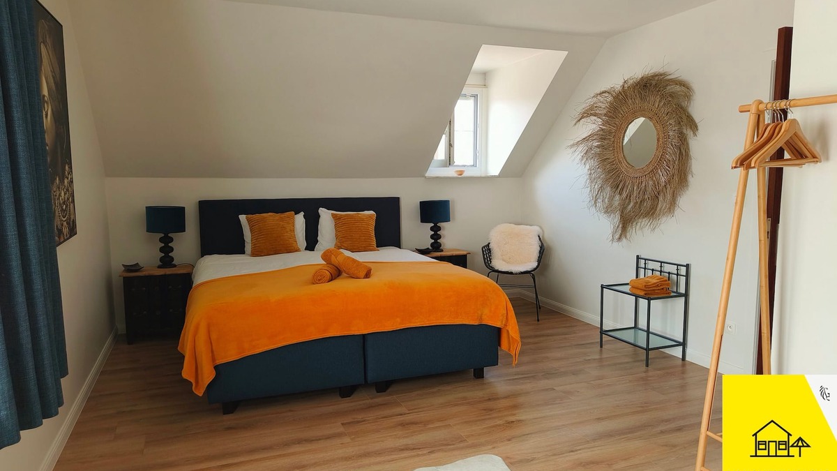 Sint-Michiels House | Maison de Marcel - Big family house with 4 free parking spaces near city center