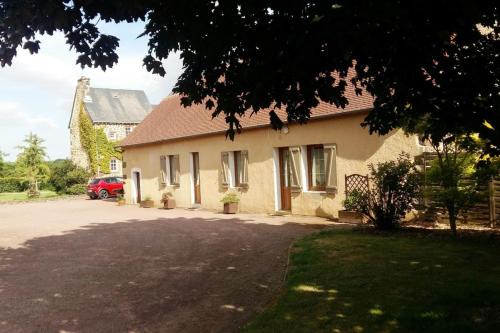 La Chapelle-Saint-Fray House | Maison de vacances dans grand jardin arboré à La Chapelle-Saint-Fray proche Le Mans Sarthe, Pays-de-la-Loire