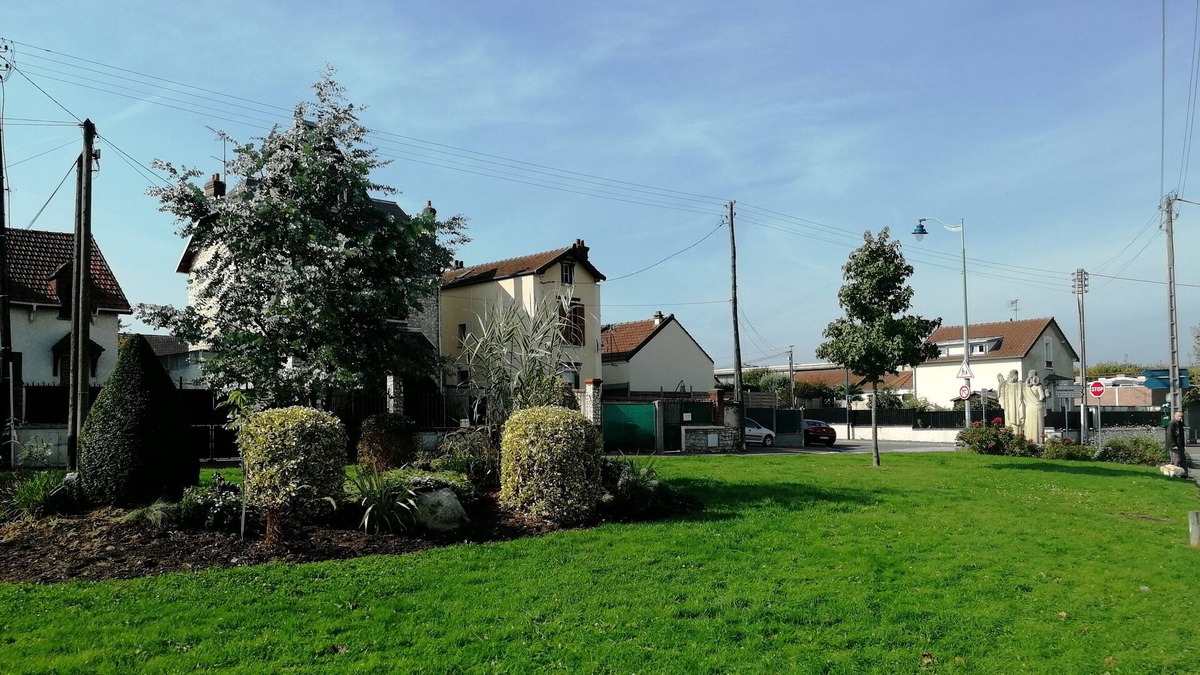 Mantes-la-Jolie House | Maison DE Vacance