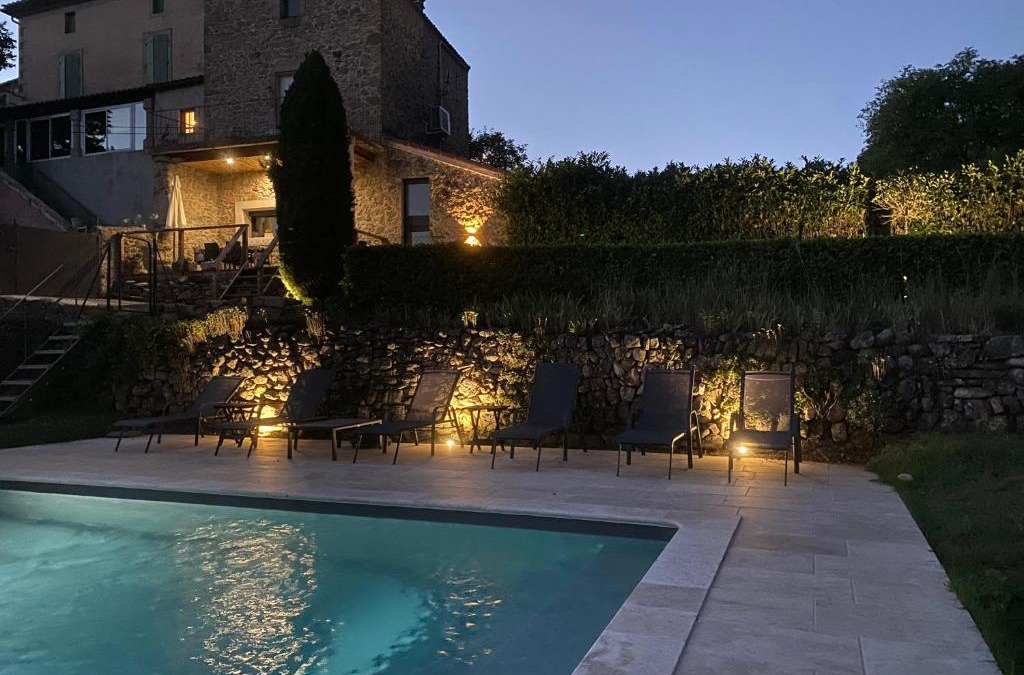 La Tour-Sur-Orb House | Maison de village avec terrain et piscine dans le Parc Régional du Haut Languedoc
