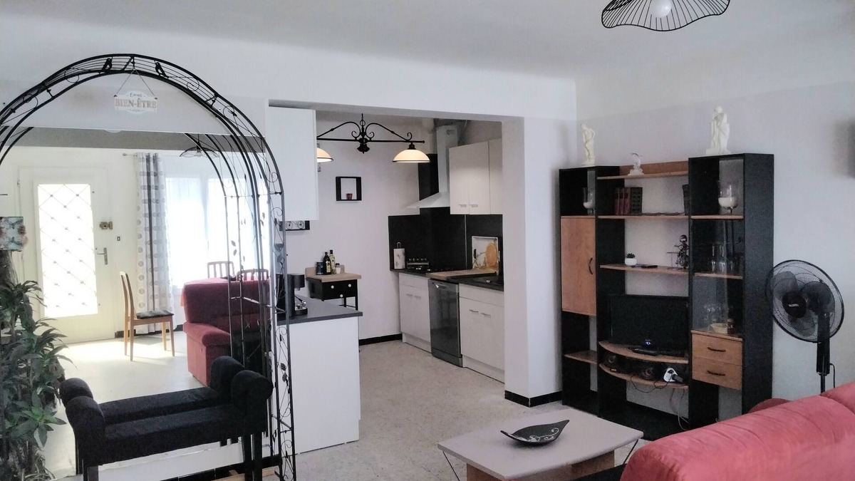 Ansignan House | Maison de Village