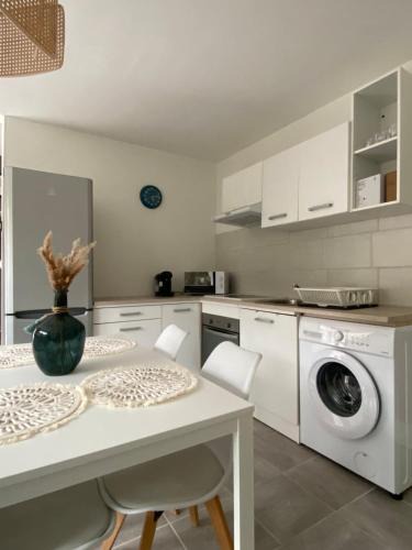 Lavigny House | Maison de village