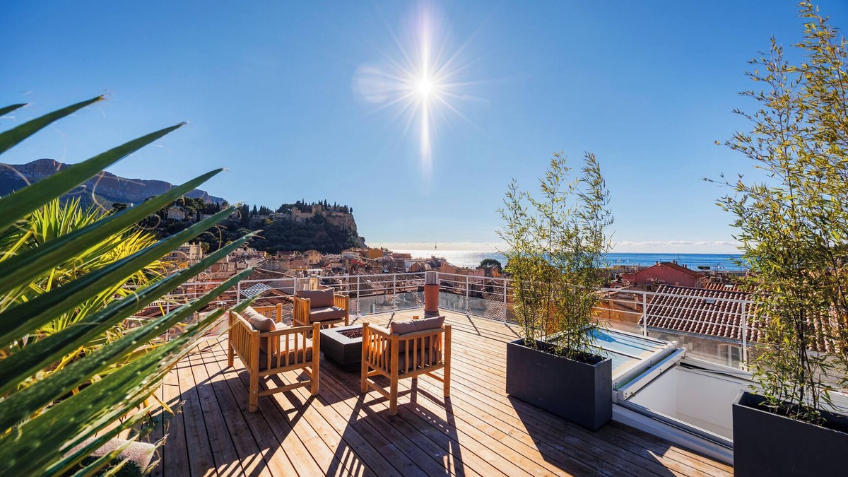 Cassis House | Maison de Village vue mer+plages+pkg+clim+asc