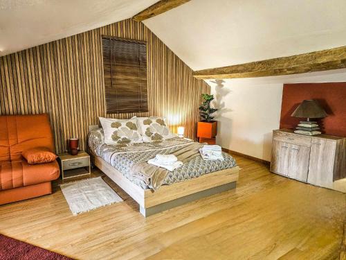 Nevers Apartment | maison de ville avec jardin privatif