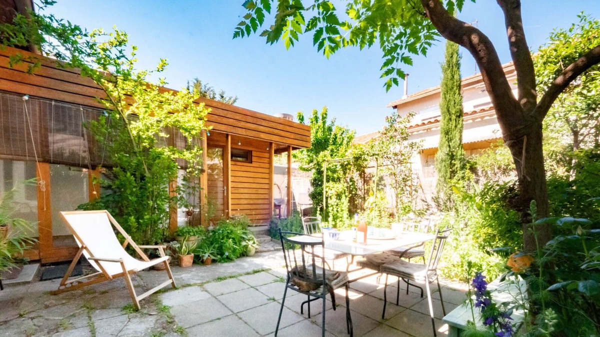 Les Beaux-Arts House | Maison de Ville - Jardin et Parking au Corum