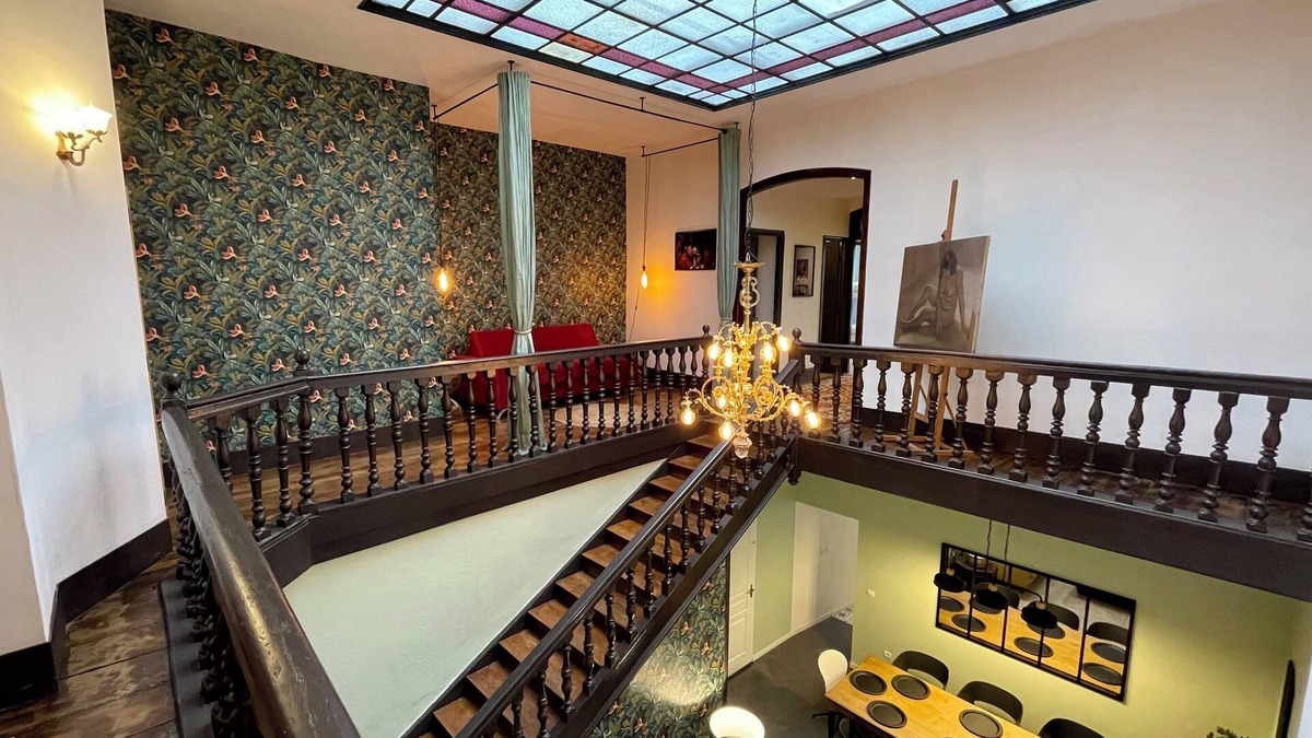 Verdun House | Maison de Ville with terrace: "L'œil du Prince