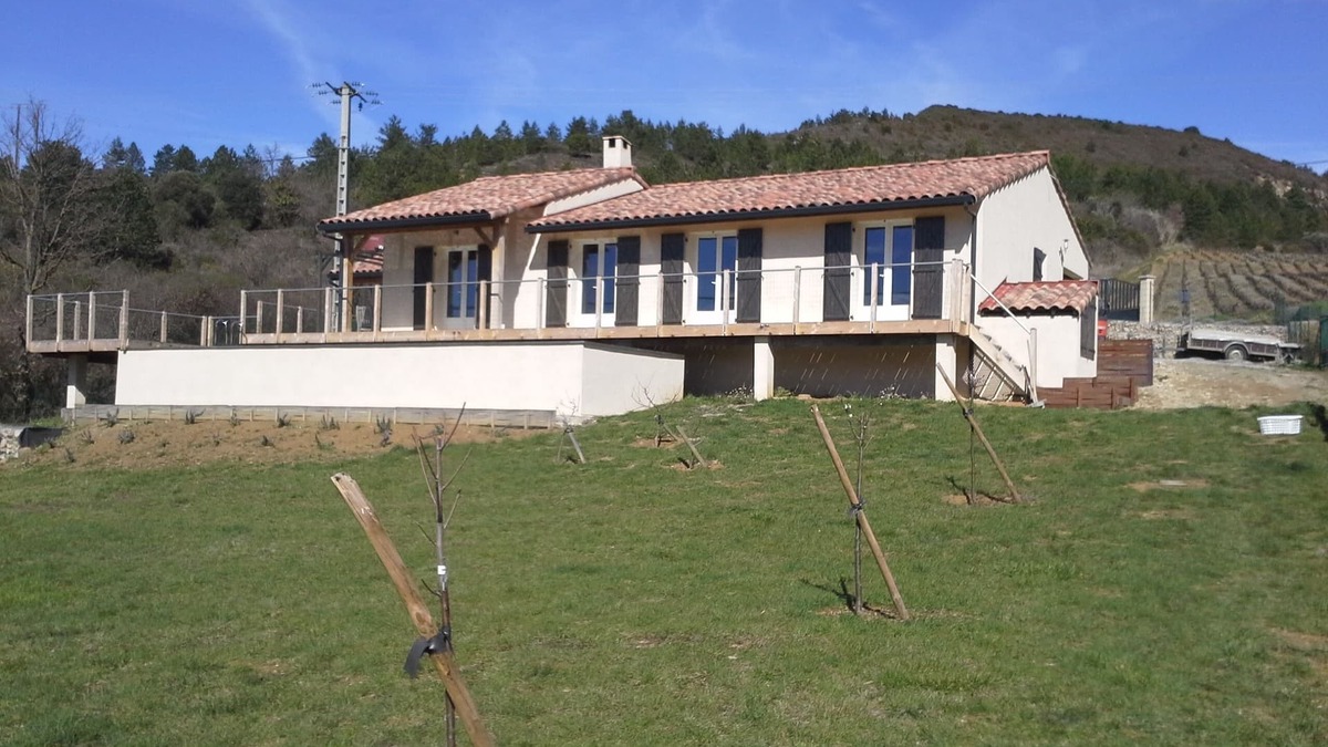Luc-sur-Aude Villa | Maison des Lévriers equipped with a natural pool in the heart of Cathar Region