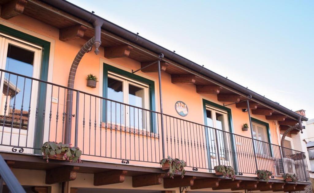 Brandizzo House | Maison Di Gugli