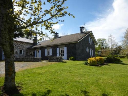 Araules House | Maison en forêt avec terrasse, jeux pour enfants et cheminée, près du Pic du Lizieux et du Lac bleu - FR-1-582-235