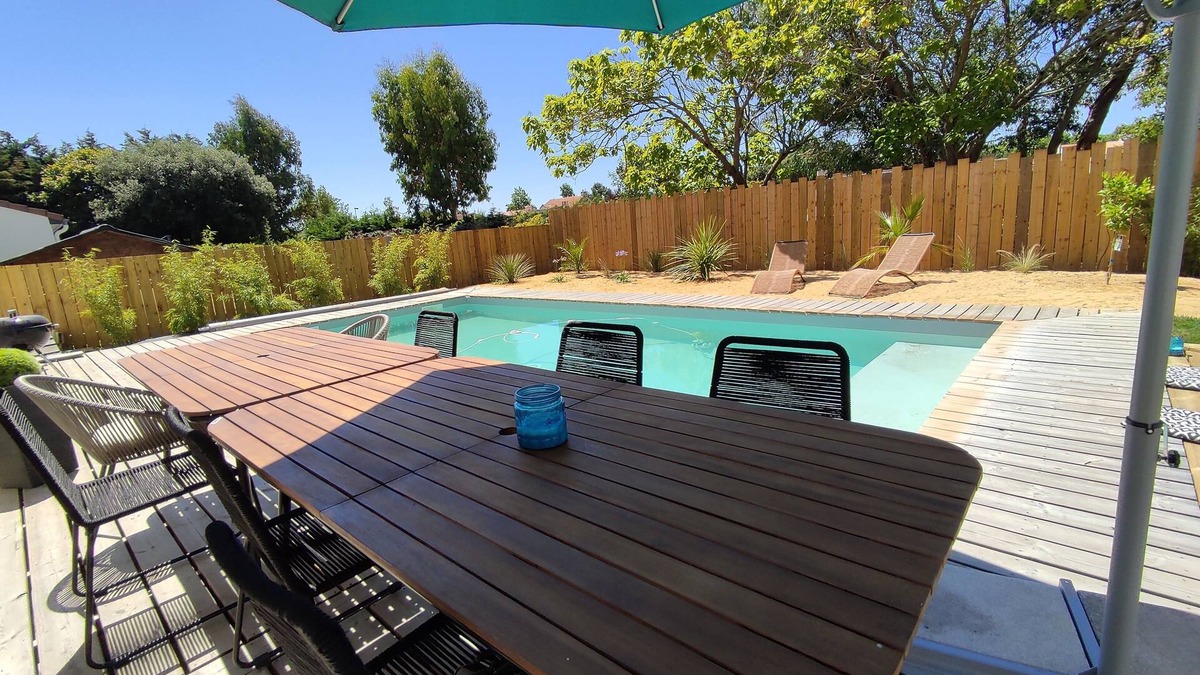 Saint-Brevin-les-Pins House | Maison en Bord de mer Avec Grande Piscine Chauffée