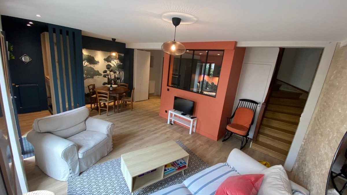 Normandy Landing Beaches House | Maison en Pierre 4 Chambres, Mer, Commerces 150 Metres