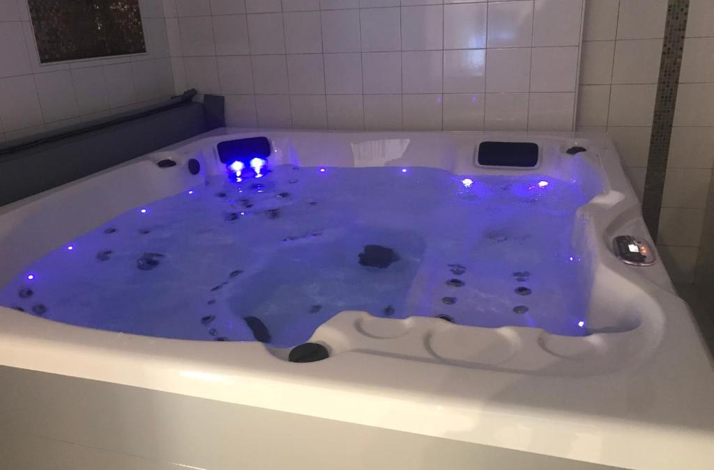 Aouste-sur-Sye House | Maison entière avec spa privatif Bulle sur Sye en Drome
