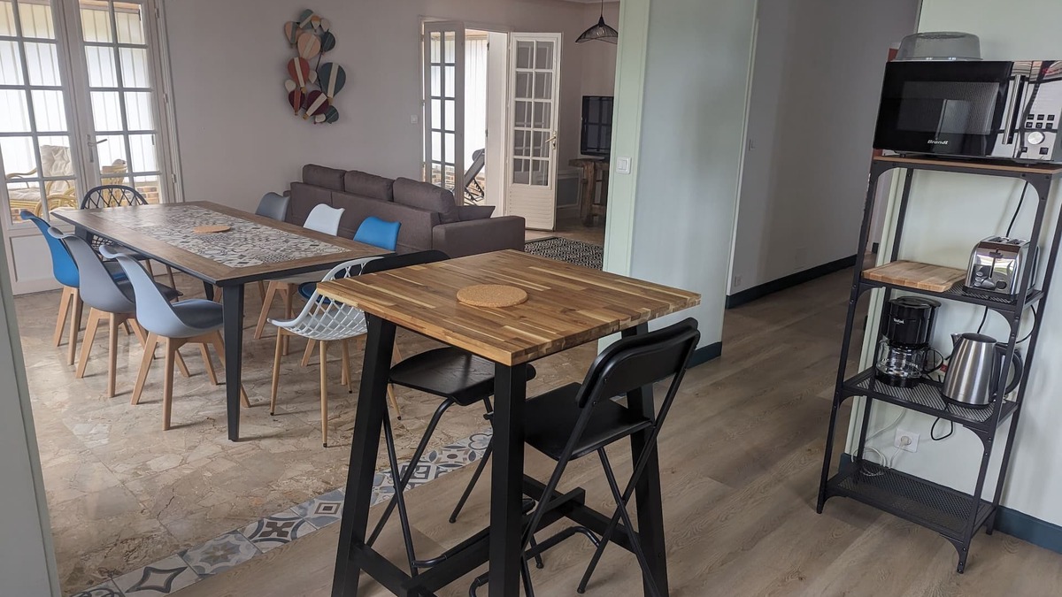 Saint-Georges-sur-Cher House | Maison Familiale Grande Capacité