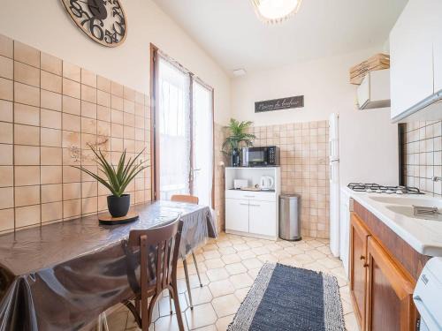 Ceret House | Maison F3 à Céret avec jardin, terrasses et climatisation, proche centre-ville - FR-1-703-96