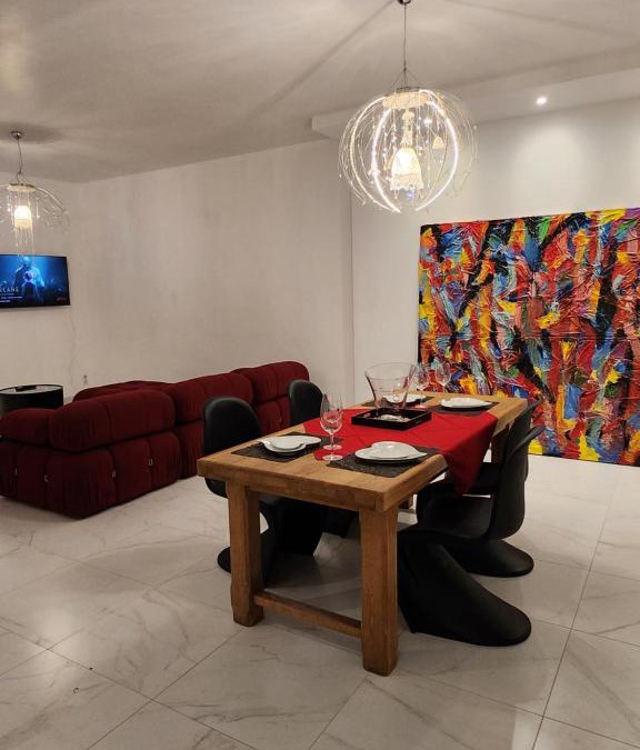 Hautvillers Villa | Maison face à l'abbaye d'Hautvillers - 2 bedrooms 2 Bathrooms, parking