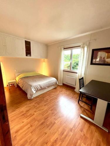 Saint-Maur Creteil House | Maison Familiale 3 Chambres, 3 Salle de Bain, Proche RER A - Paris - Disney