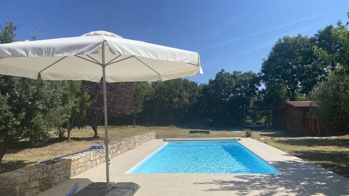 Saujac House | Maison Familiale, Avec Piscine Privée, Causse de Saujac