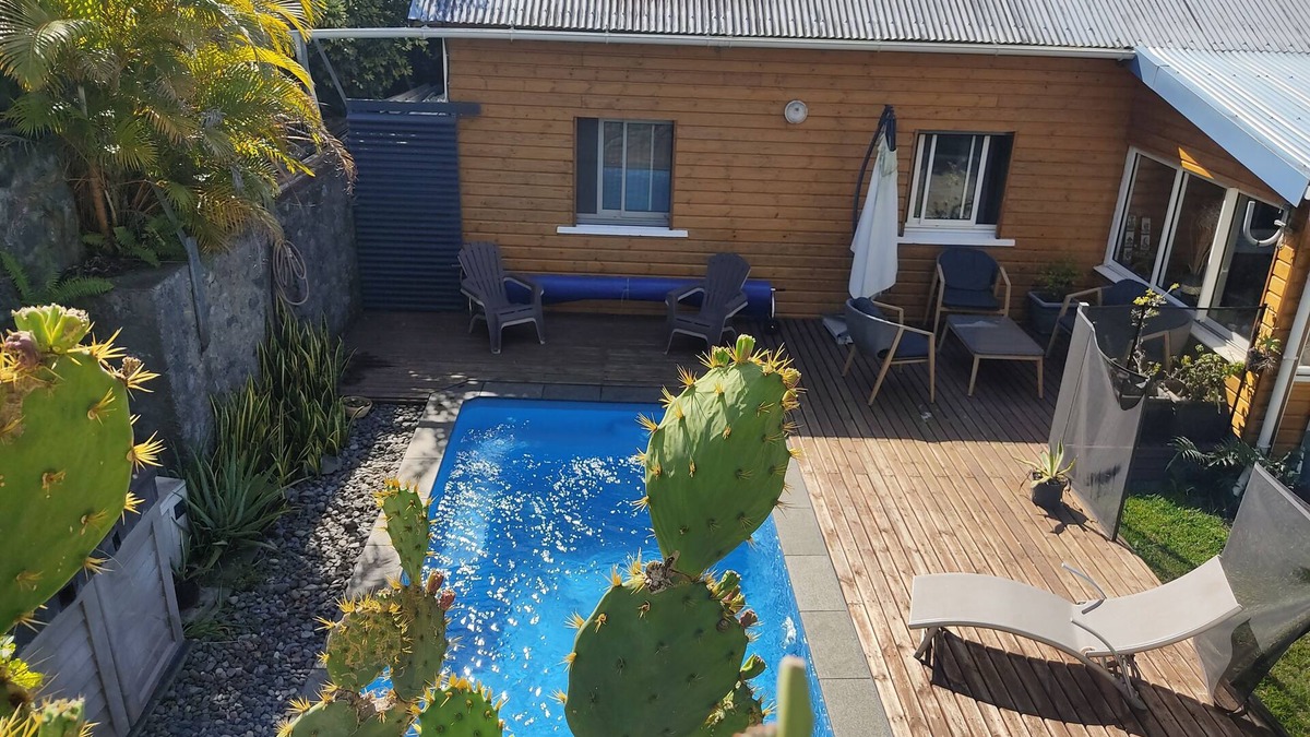 Entre-Deux House | Maison Familiale Dans Village Type de la Réunion Près des Sentiers de Randonnées
