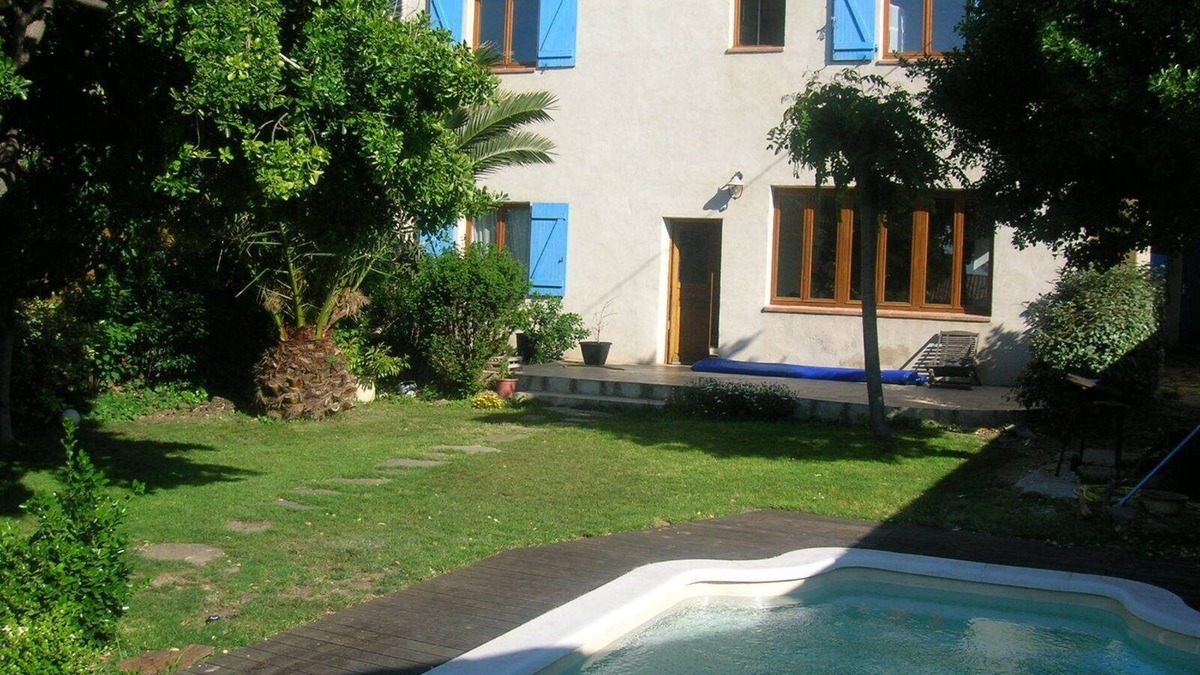 Montredon House | Maison Familiale en Bord de mer Avec Piscine