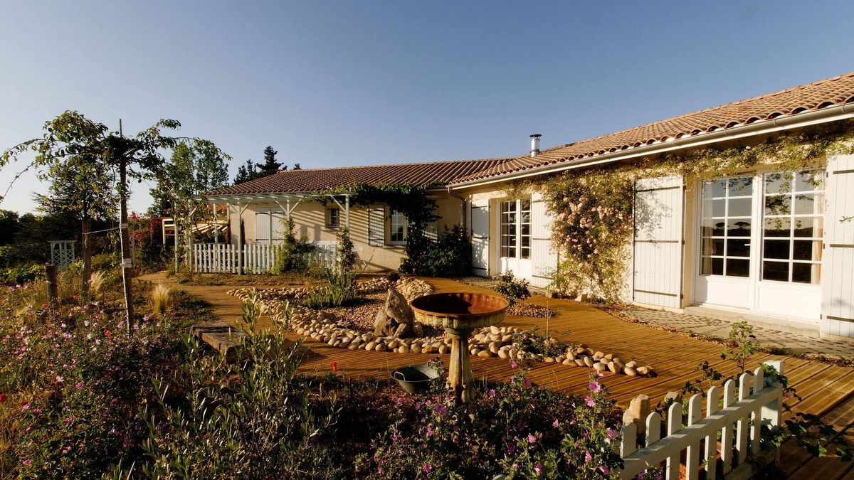 Haux House | Maison Familiale Près de Bordeaux - Nombreux Atouts