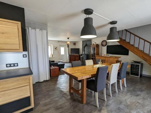 Messas House | Maison familiale proche châteaux, vélo Loire, parking privé - FR-1-590-551