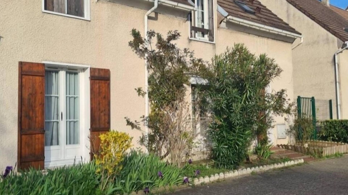Montigny-les-Cormeilles House | Maison 120m2 Proche de Toute Commodités. Avec Jardin et Salle de Sport !