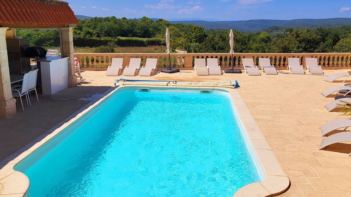 Saint-Andre-d'Olerargues House | Maison de Campagne Dans le Gard à 10 min de Bagnol-sur-cèze !