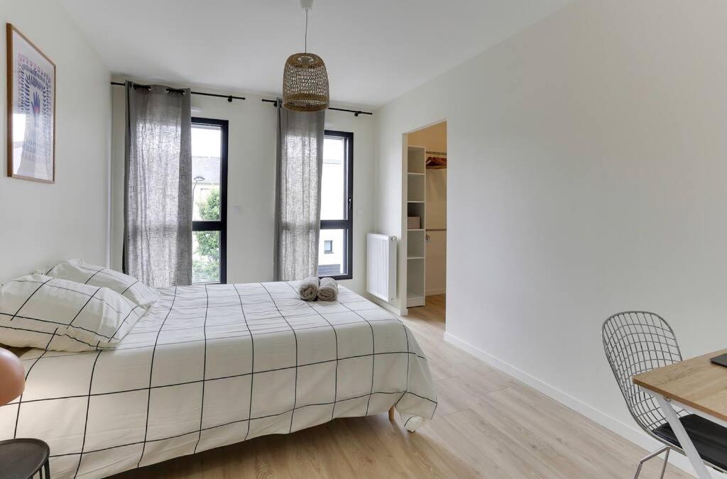 Saint-Jacques-de-la-Lande Apartment | Maison Joseph - Suite 1