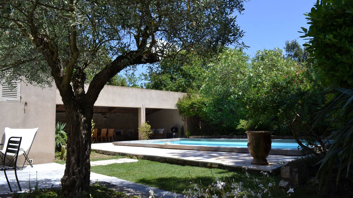 Saint-Laurent-des-Arbres House | Maison de Vacances