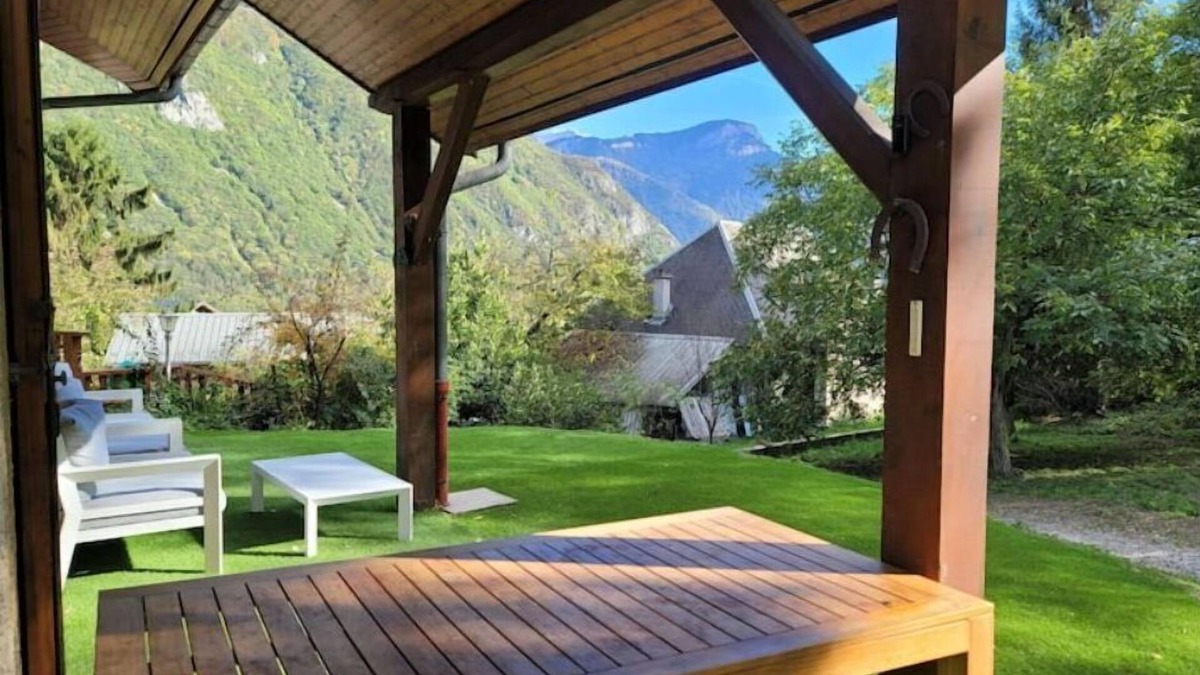 Saint-Remy-de-Maurienne House | Maison Familiale Vallée