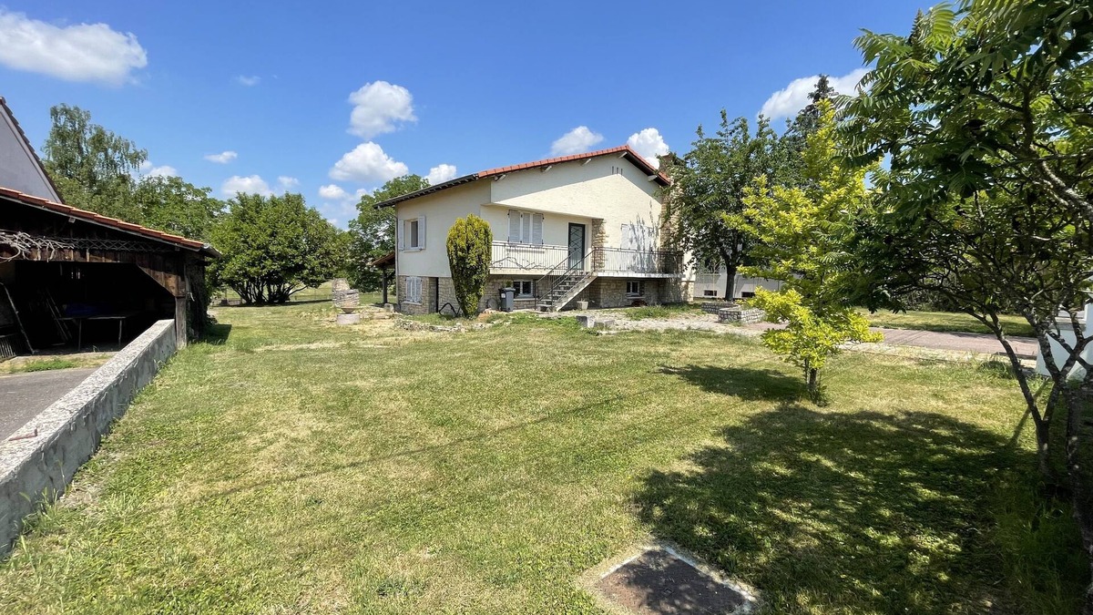Vitrimont House | Maison Individuelle Avec Grand Jardin