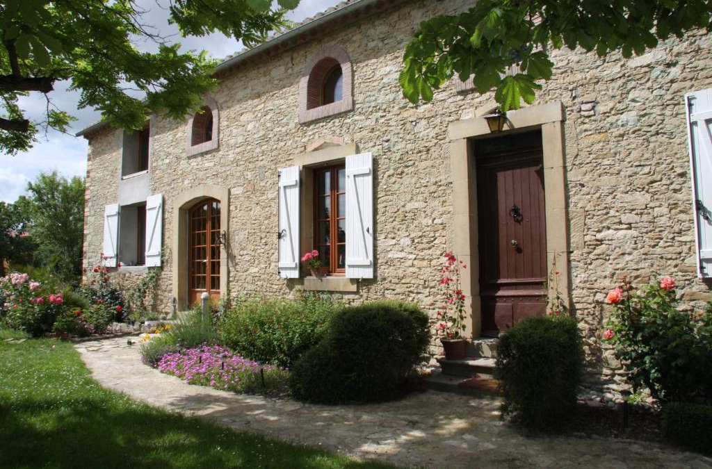 Villeneuve-les-Montreal House | Maison Iris