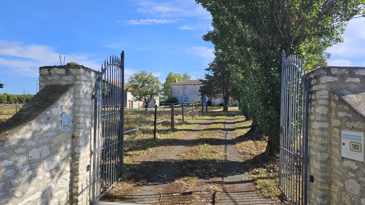 Monflanquin House | Maison Isolée Idéale Pour se Ressourcer à la Campagne Xiii S. Piscine Privée