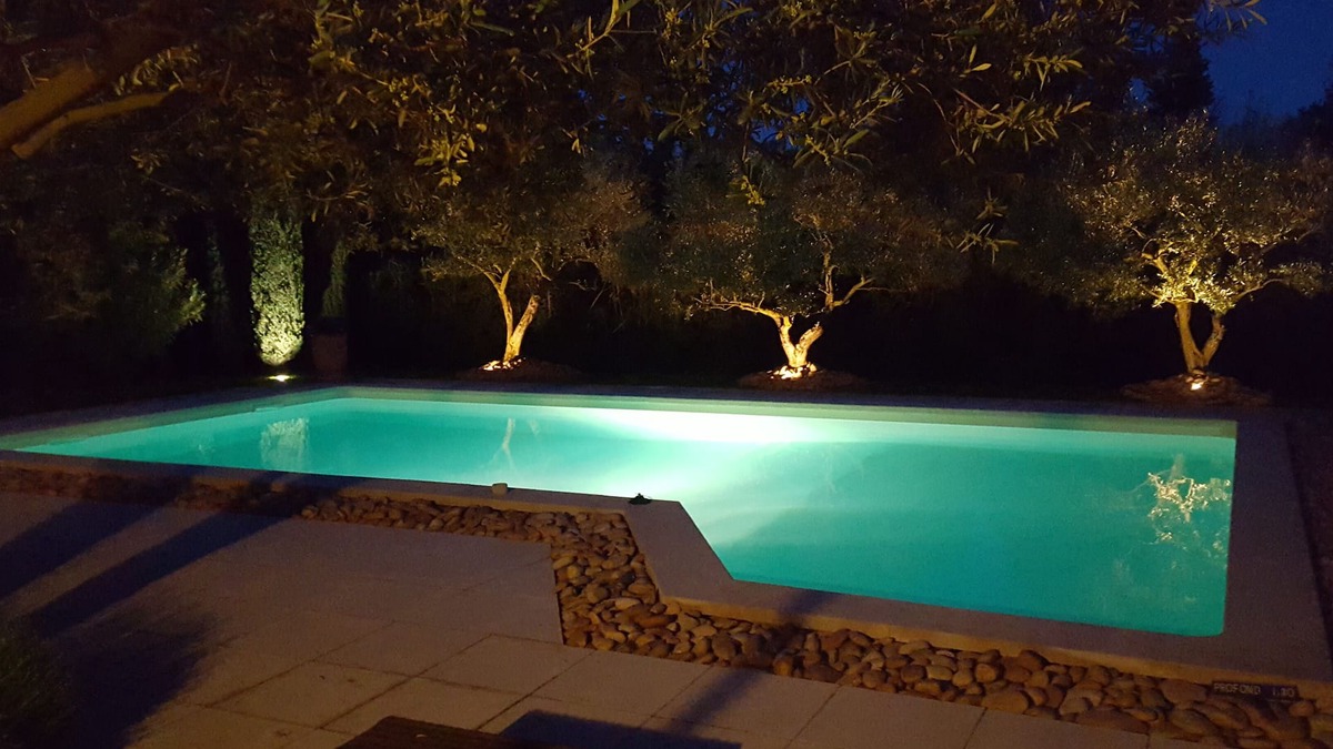 Jonquieres House | Maison Le Clos des Oliviers in the heart of Provence in Vaucluse for 4 people