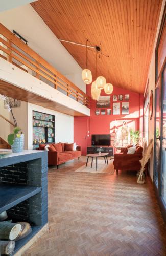 Charleville-Mezieres Apartment | Maison les deux cèdres, 6ch, vue sublime & jardin - propriété partagée