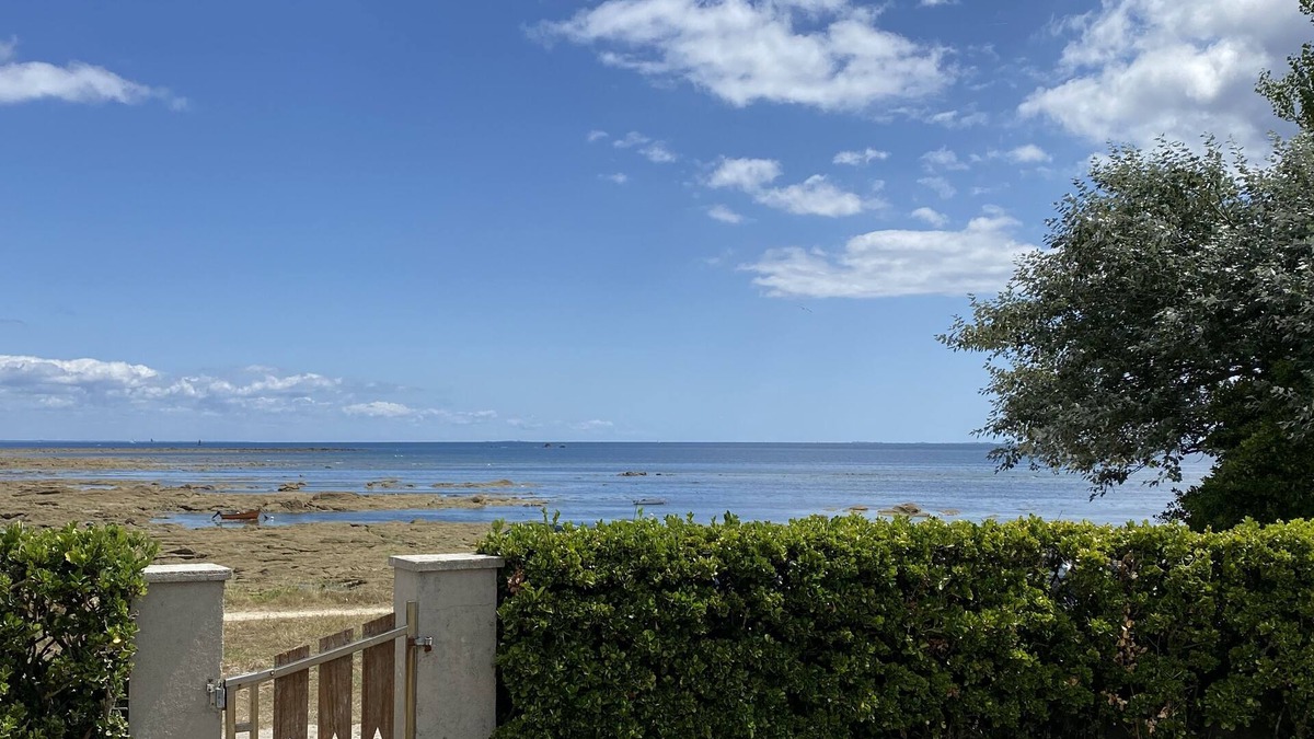 Loctudy House | Maison Les Pieds Dans Leau Large vue sur mer 20 m de la Plage Wide Sea View