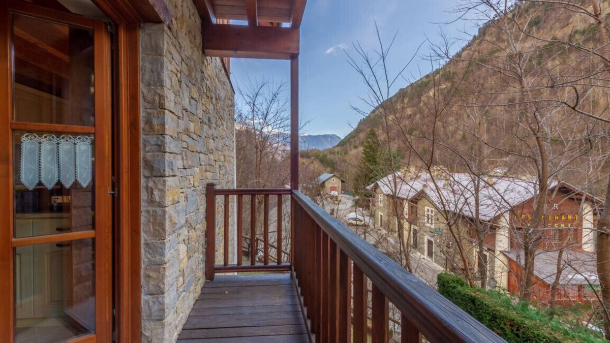 Pre-Saint-Didier Apartment | Maison Lucille - Garden - Mountain View & Parking