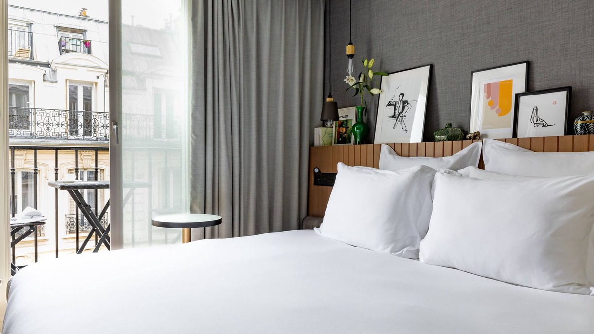 Quartier de Rochechouart Hotel | Maison Mère