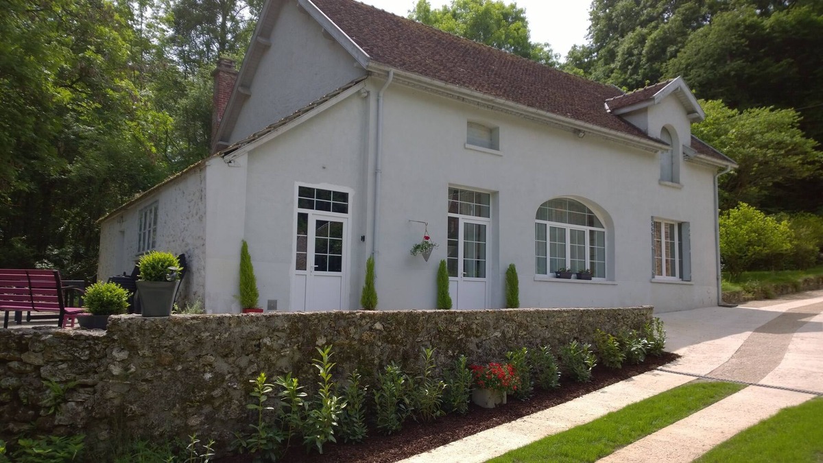 Orbais-l'Abbaye House | Maison Madeleine, full foot house with park terrace of 9000 m²