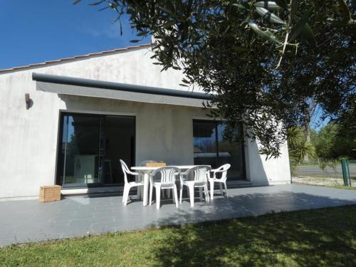 Notre-Dame-de-Monts House | Maison moderne et calme à Notre-Dame-de-Monts, 8 personnes - FR-1-540-321
