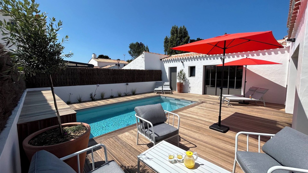 Noirmoutier-en-l'Ile House | Maison Neuve Piscine au Vieil à 5 mn des Plages