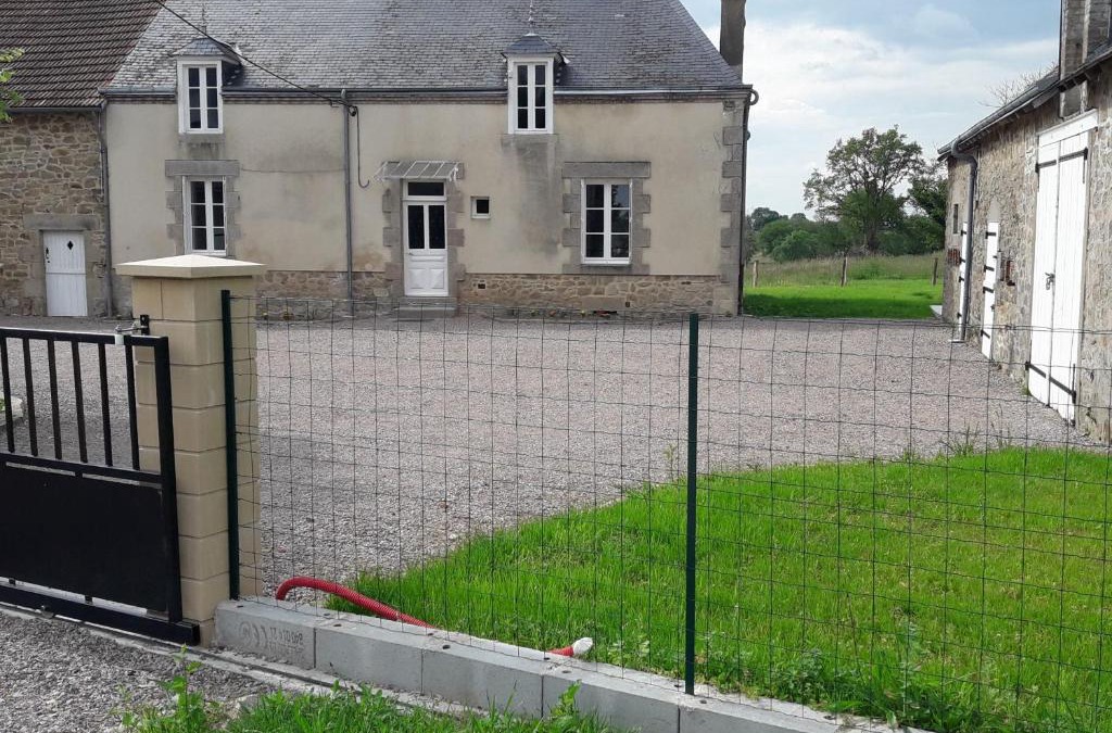 Crevant House | Maison paisible entre Berry et Creuse avec jardin clos, terrasse et parking privé - FR-1-591-310