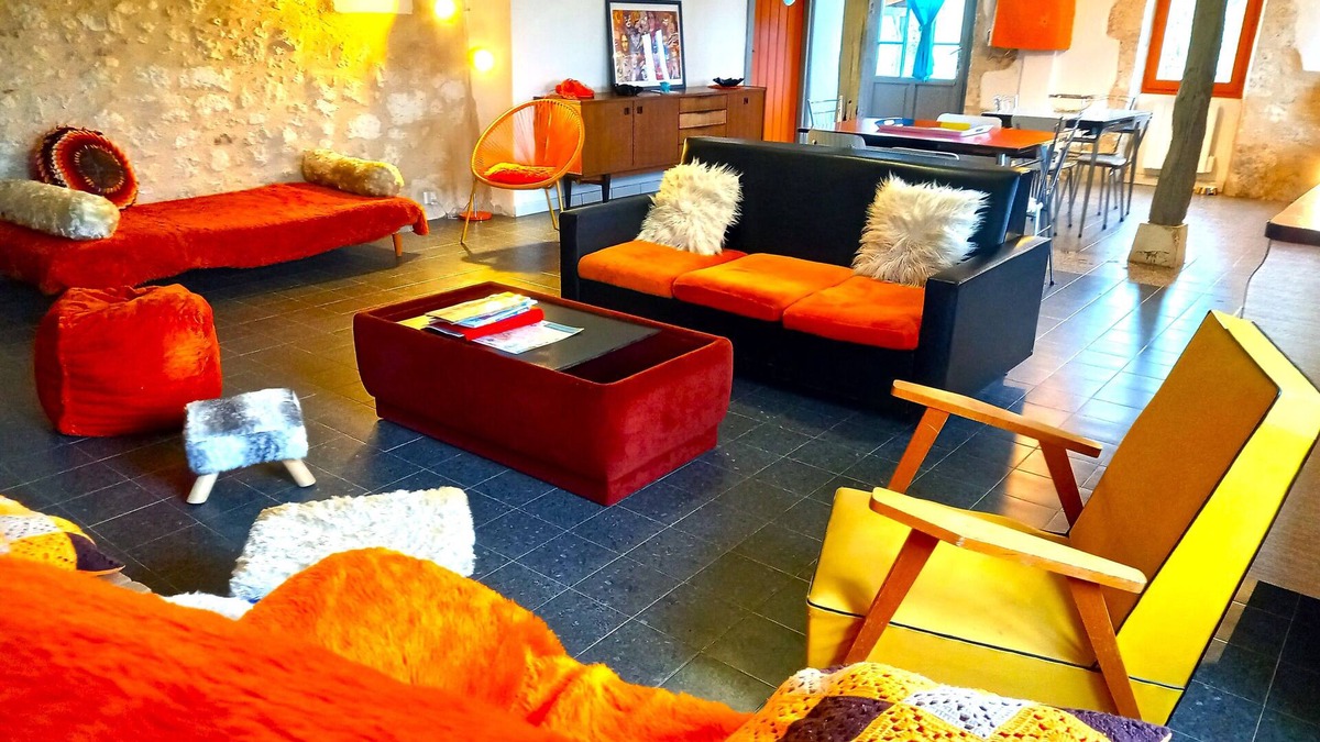 Sarrant House | Maison Pop-70's-spot Nature-b&b